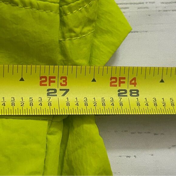 Nike Tech Men's Repellent Jacket Bright Cactus Green Size XL FZ0714-357 - Picture 8 of 8